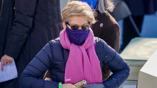 Elizabeth Warren Has Also Heard of a Little Thing Called GameStop